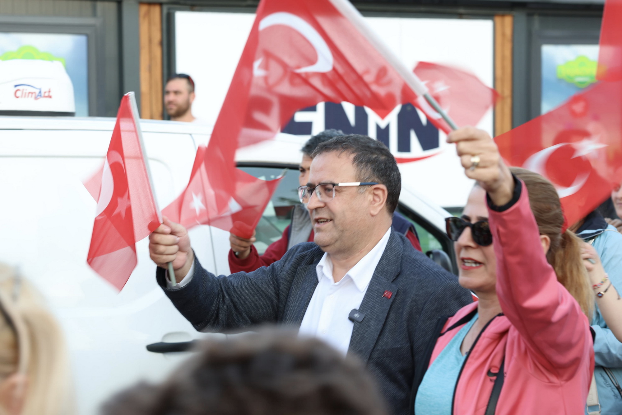 Derince’de 19 Mayıs Coşkusu Kortej ve Gençlik Konseriyle Taçlandı