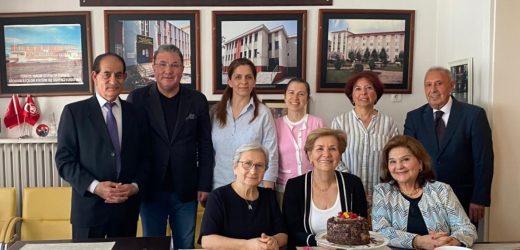 TÜRKİYE YARDIM SEVENLER DERNEĞİ İSTANBUL ŞUBESİ’NDEN ANNELE SAYGI İFADESİ