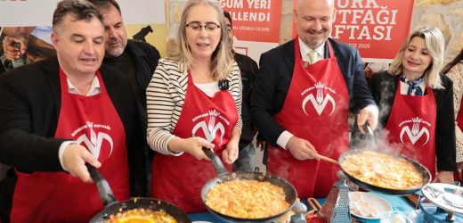 TÜRK MUTFAĞI HAFTASINDA MENEMEN DAMGASINI VURDU COĞRAFİ İŞARETLİ MENEMEN YAPILDI