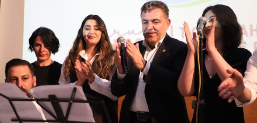 ARDAHAN BELEDİYESİ NURİ VATAN KÜLTÜR MERKEZİ’NİN YILSONU GÖSTERİLERİNE YOĞUN İLGİ