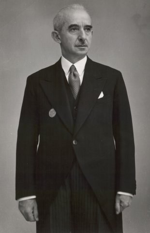 Lozan’da İsmet İnönü
