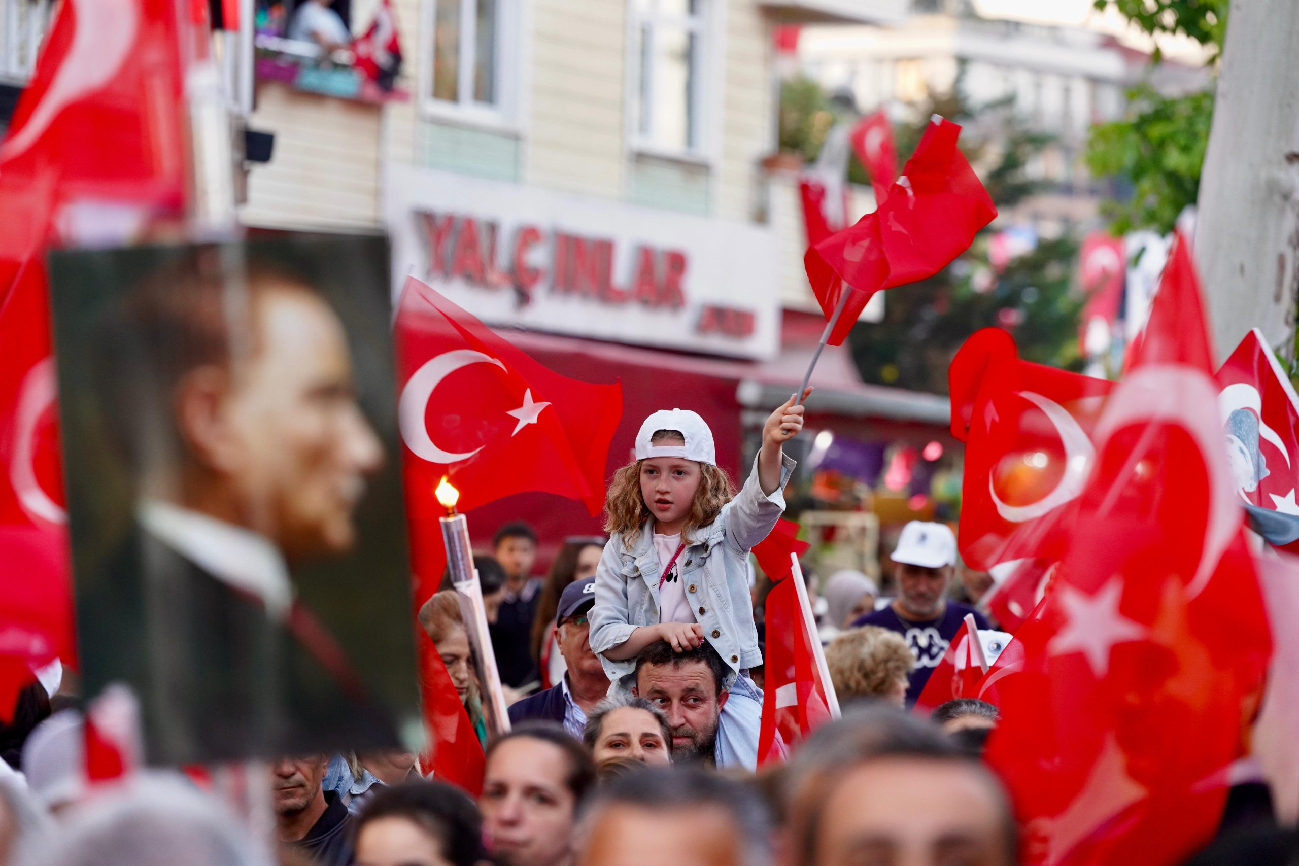 Kartal’da 19 Mayıs Coşkusu Meydanlara Sığmadı