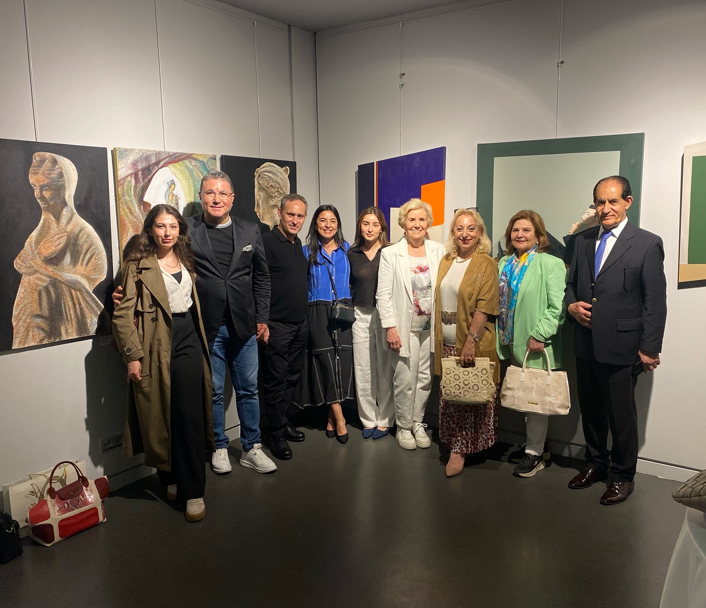 RESSAM AYSUN ÇINAR SERGİSİNE YOĞUN İLGİ