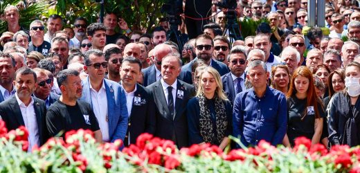 FERDİ ZEYREK’İN EŞİ GÖZYAŞLARI İÇİNDE SORDU: HAKKINIZI HELAL EDİYOR MUSUNUZ?