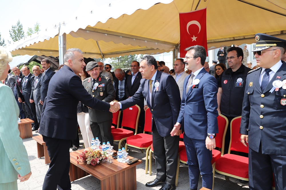 BAŞKAN DEMİR, JANDARMA TEŞKİLATININ 186. KURULUŞ YILDÖNÜMÜ PROGRAMINA KATILDI