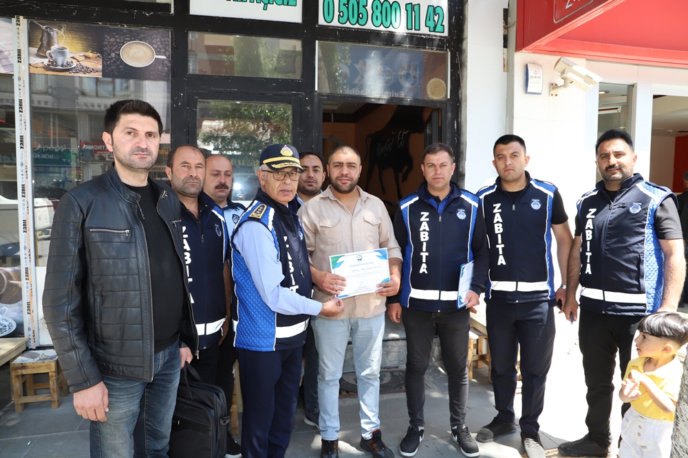 ZABITA EKİPLERİNİN KALDIRIM İŞGAL DENETİMLERİ DEVAM EDİYOR