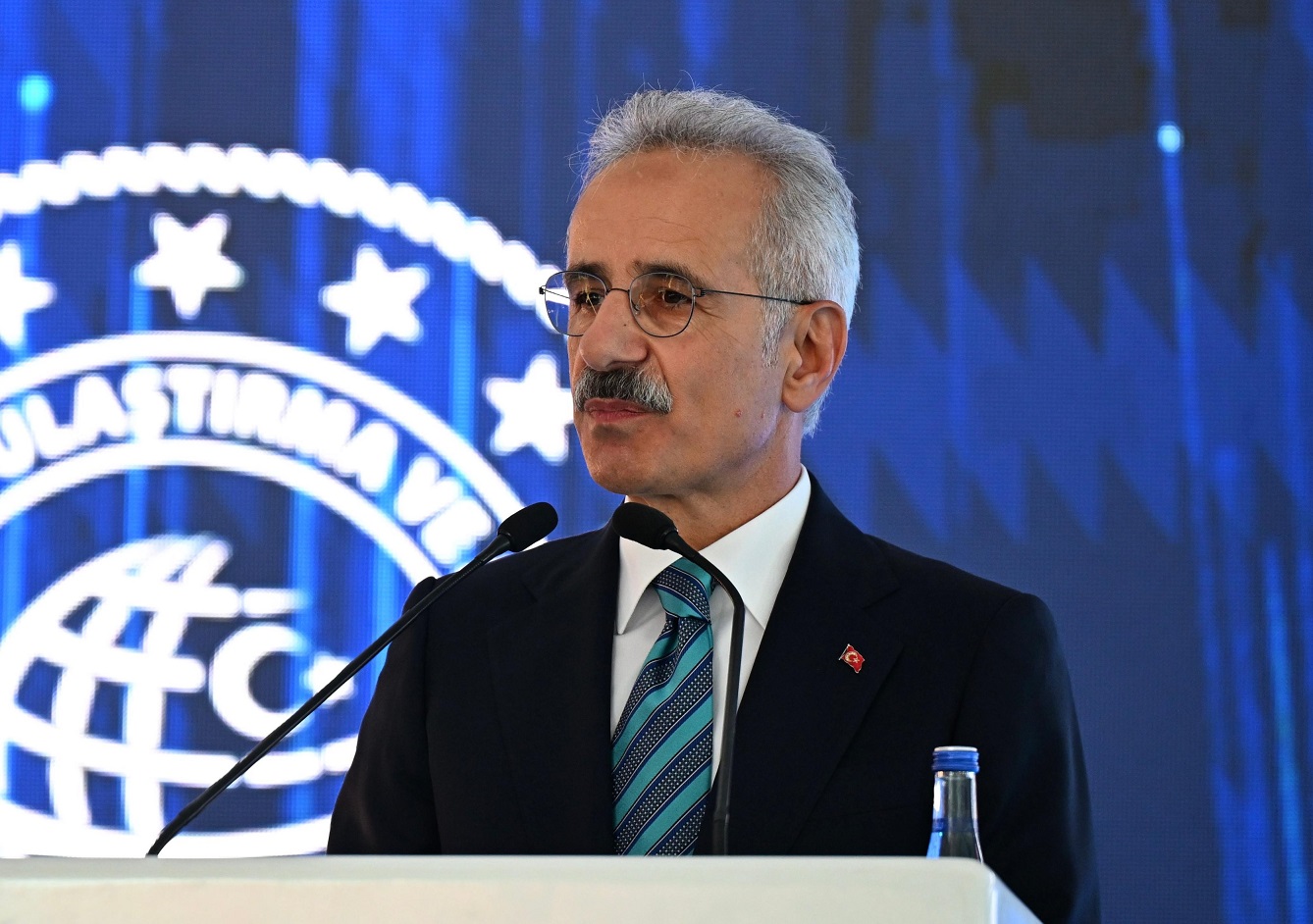 BAKAN URALOĞLU’NDAN DENİZCİLERE MÜJDE