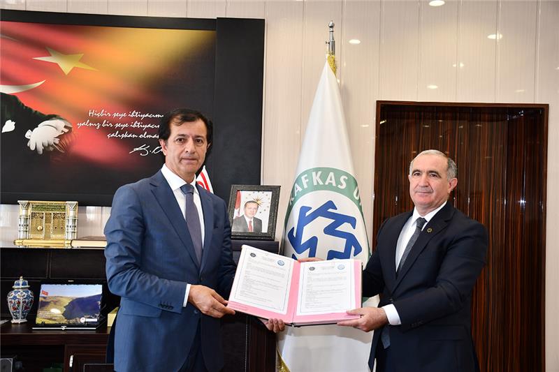 İki Komşu Üniversite’den İş Birliği Protokolü