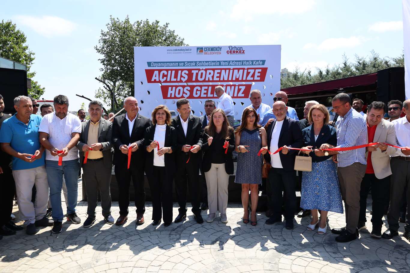 ÇEKMEKÖY’DE HALK KAFE AÇILDI