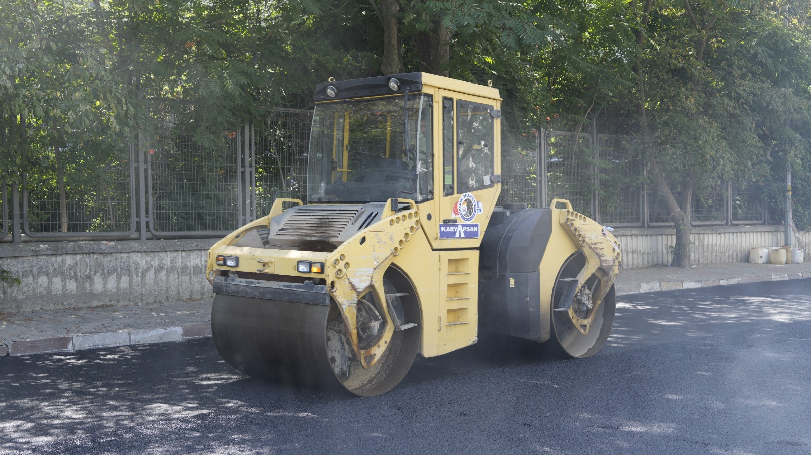 Kartal Belediyesi’nden Üç Mahallede Eş Zamanlı Yol Yenileme Çalışması