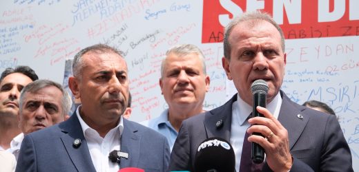 Vahap Seçer’den, Adana Büyükşehir Belediyesi’ne destek ziyareti