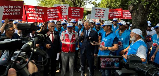 Kadem Mete: “Muhtarlarımız Halkın Vicdanıdır, Satılık Değildir!”