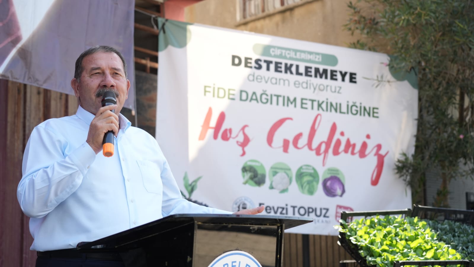 MİLAS BELEDİYESİ’NDEN İLÇE TARIMINA BÜYÜK DESTEK… YÜZDE 50 HİBELİ KIŞLIK SEBZE FİDESİ DESTEĞİ ÜRETİCİLERLE BULUŞTU