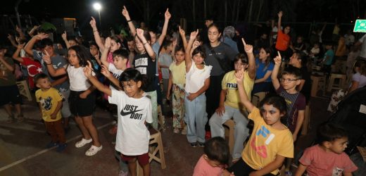 Minik Kalplerin Eşsiz Neşesi