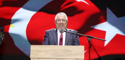 30 Ağustos Edremit’te coşkuyla kutlanacak