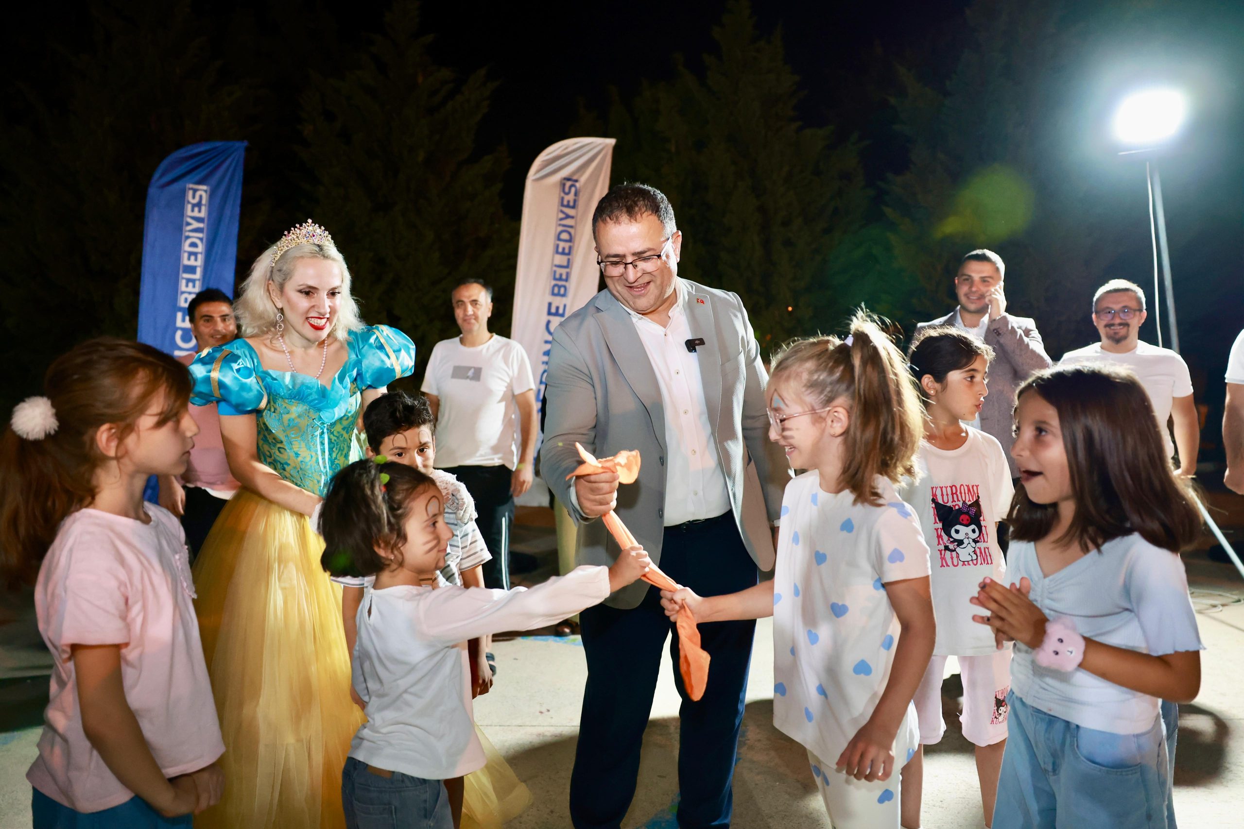 Derince’de Miniklerin Yaz Neşesi Devam Ediyor