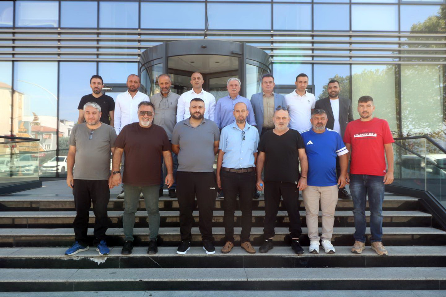 Derince Belediyesi, Amatör Spor Kulüplerinin Yanında