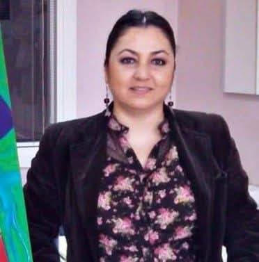 EMİNE ATAK: PAVLONYA-ŞİİR