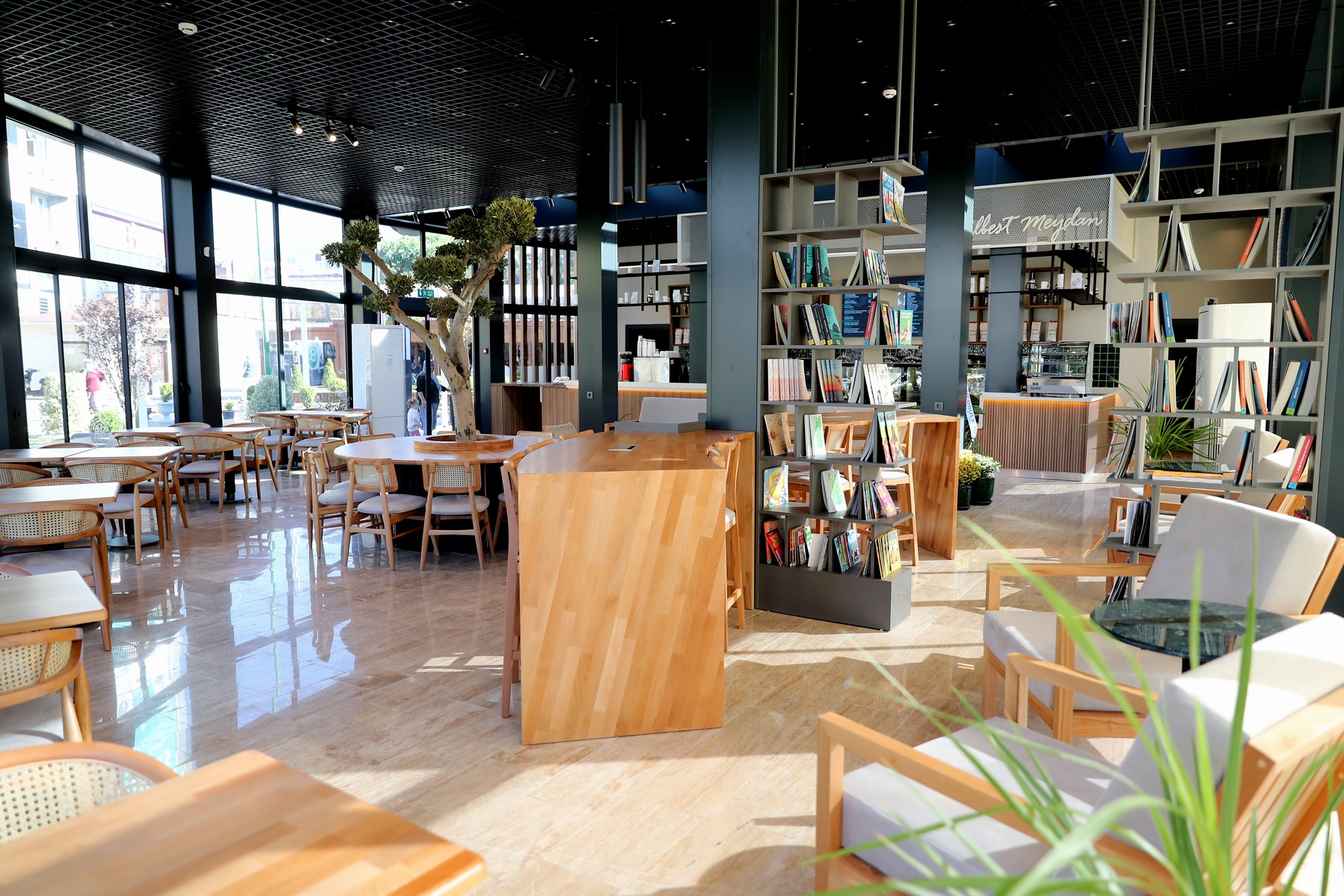 Aliağa’nın Yeni Buluşma Noktası: ALBEST Meydan