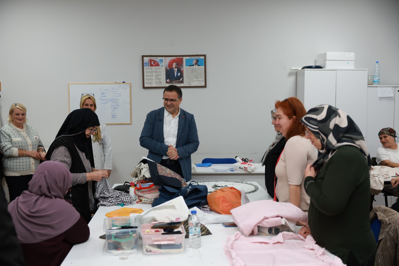 Derince’de Kadınların El Emeği Ekonomiye Katkı Sağlıyor