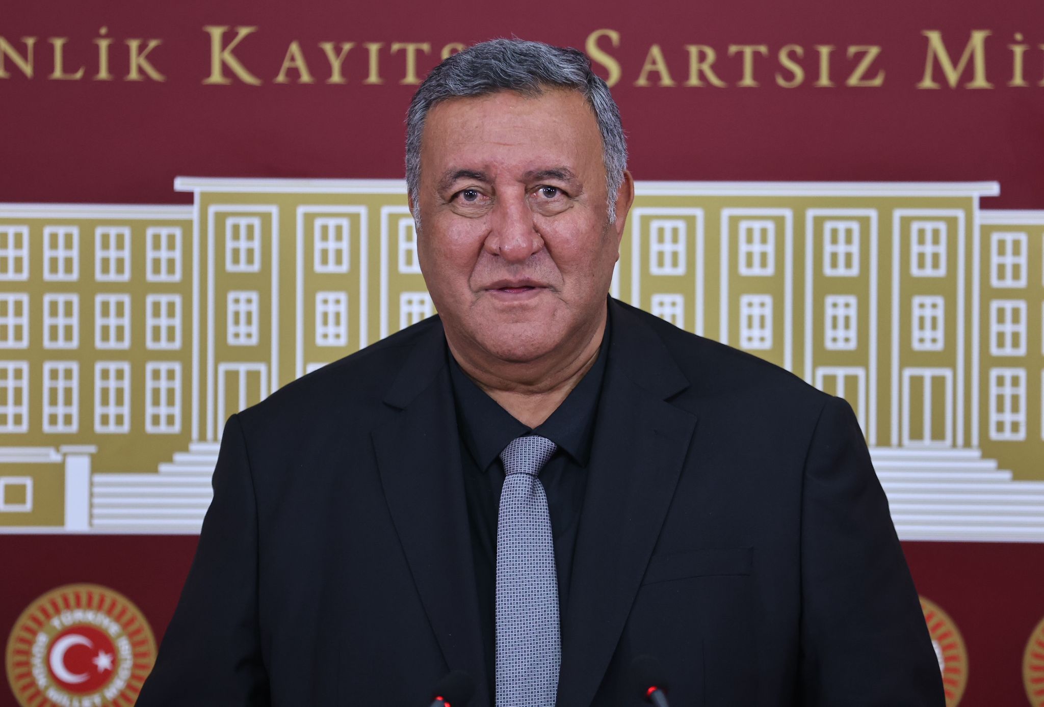 Gürer: “Zirai don felaketi geçti, yaralar hâlâ sarılmadı”