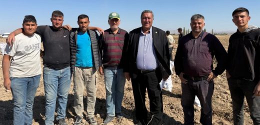 FAİZLER %24’E ÇIKTI, BORÇ İÇİNDE EZİLEN ÜRETİCİ TRAKTÖRÜNÜ SATIYOR”