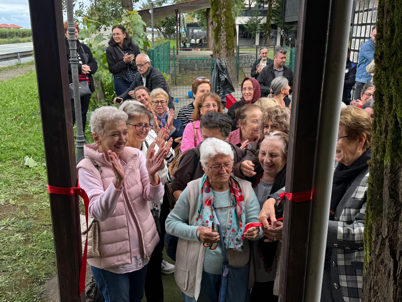 Fındıklı’da Emekli Dayanışma Evi Hizmete Açıldı