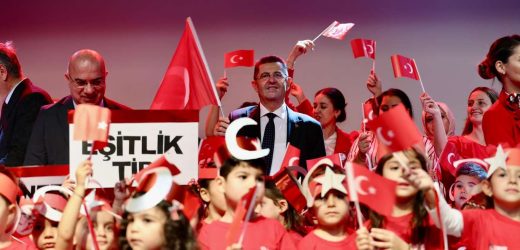 YUVAMIZ ÇEKMEKÖY’DE CUMHURİYET COŞKUSU