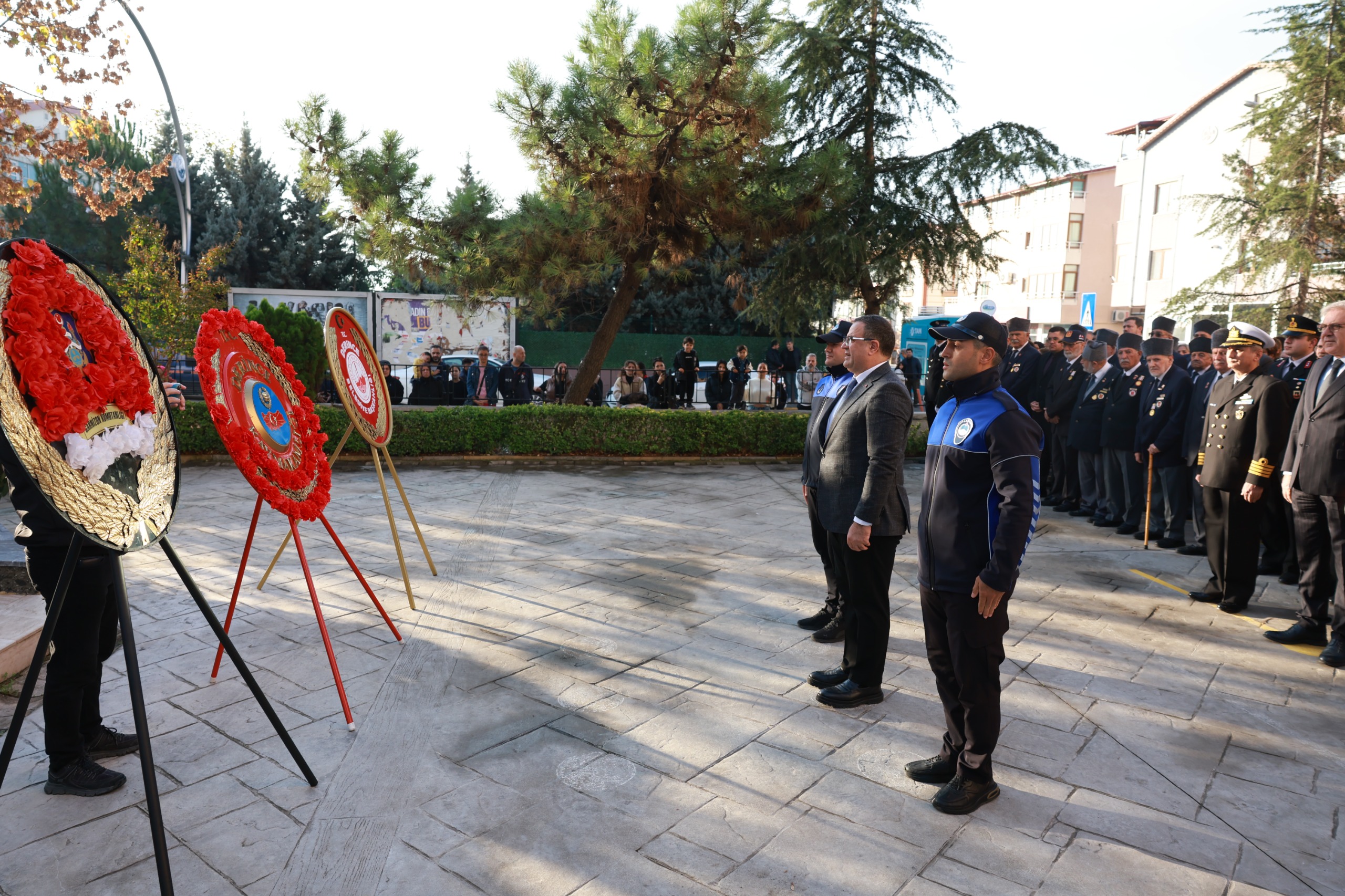 Atatürk, Derince’de Saygı ve Özlemle Anıldı