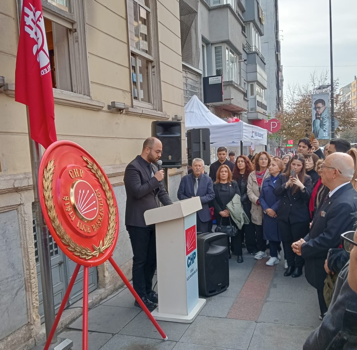 ATATÜRK’ÜN ŞİŞLİ’DEKİ EVİNDE DUYGULU ANMA