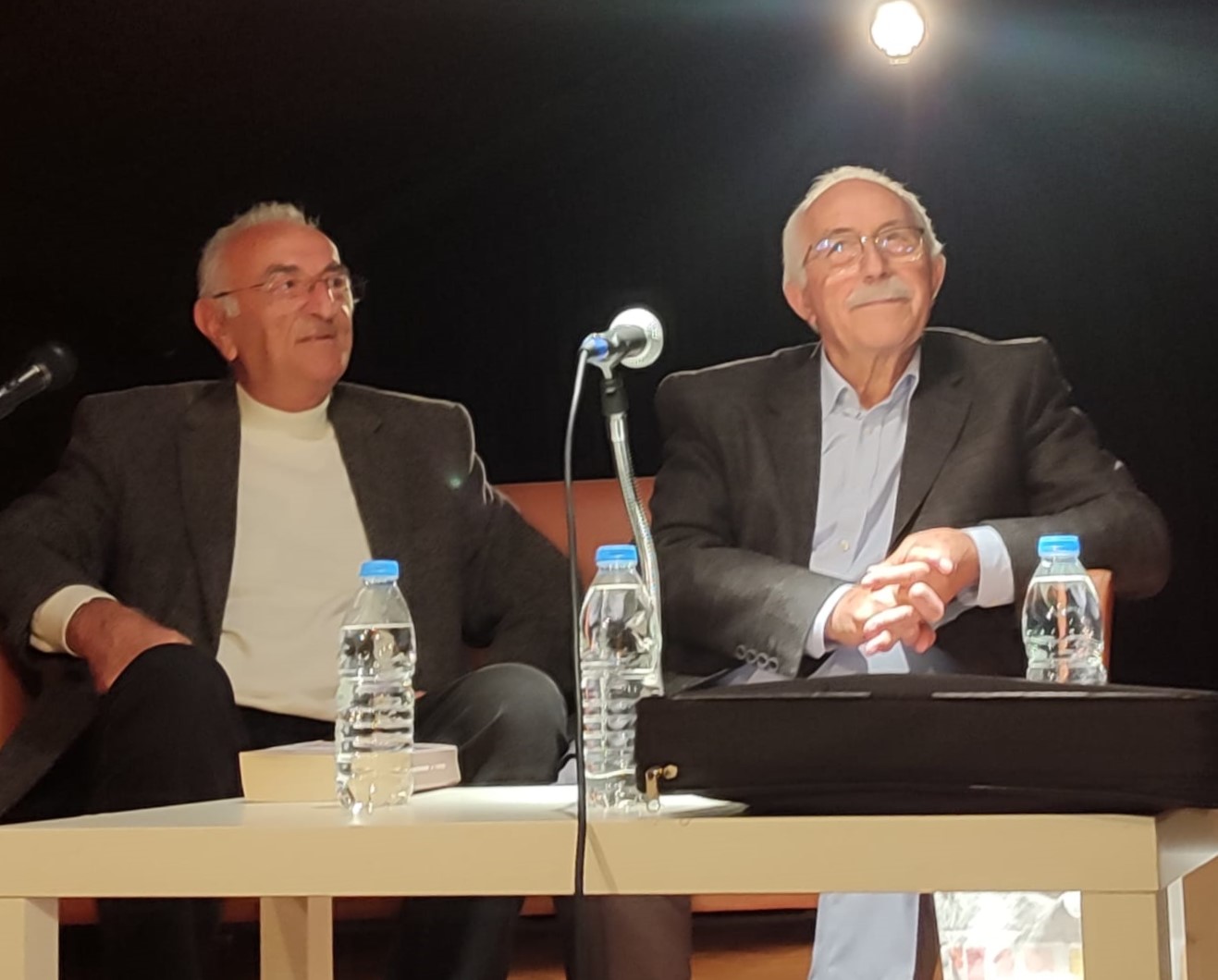 KURMAYSIZ DÖVÜŞEN DEVRİMCİLER