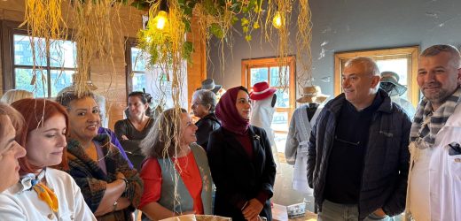 FINDIKLI BELEDİYESİ SOSYAL BELEDİYECİLİKTE ÖRNEK OLUYOR