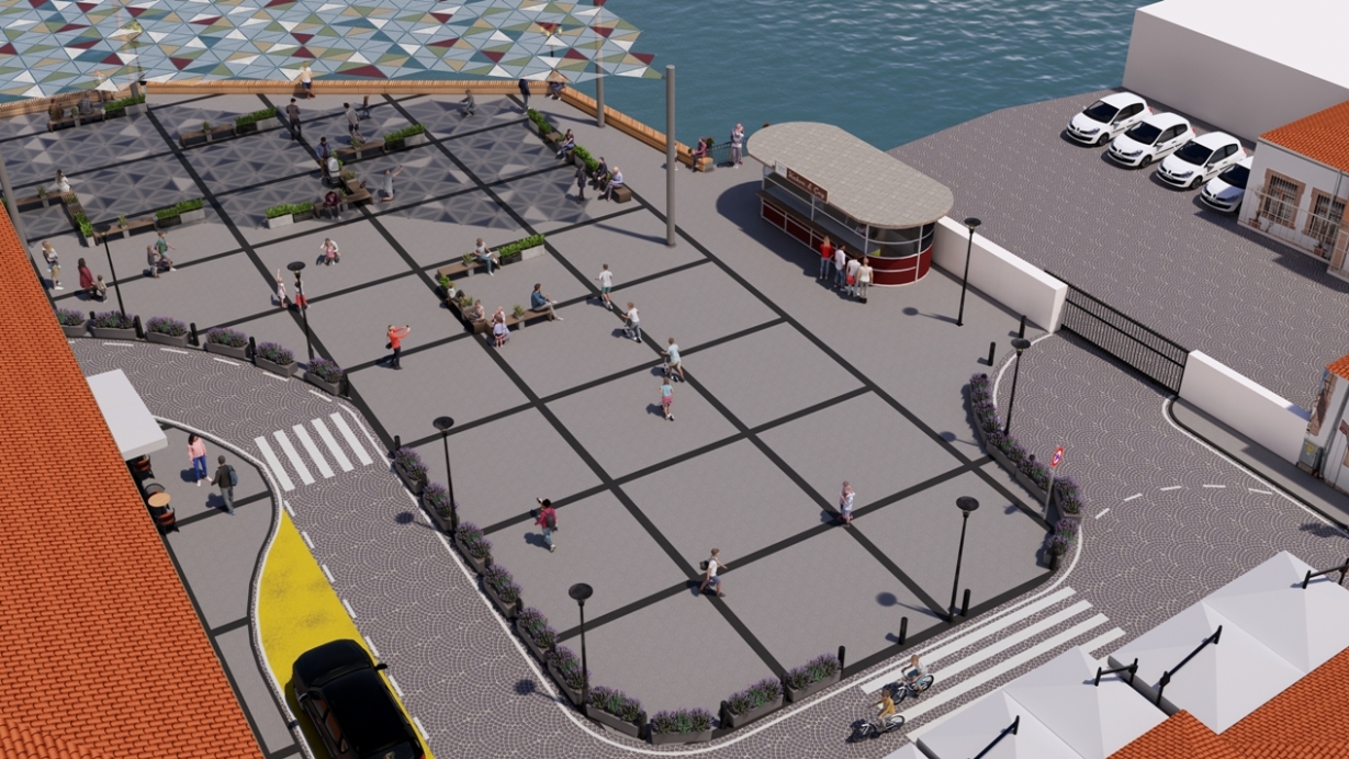 AYVALIK, DENİZE AÇILAN YENİ MEYDANINA KAVUŞUYOR