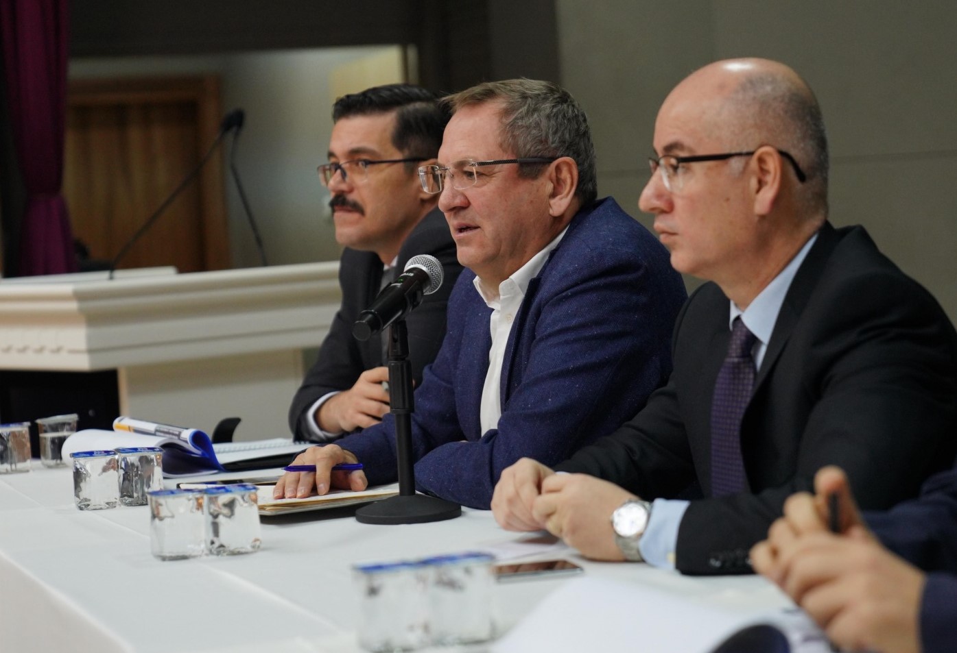 Ayvalık’ta Muhtarlar Görüş ve Önerilerini Dile Getirdi…