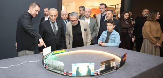 GALERİ CENNET’TE ‘FİJİTAL KAPILAR’ SERGİSİ AÇILDI