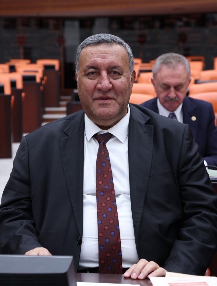 GÜRER: “81 İLDE DOĞAL GAZ VAR DENİYOR, OKULLARDA İSE HÂLÂ SOBA DUMANI TÜTÜYOR”