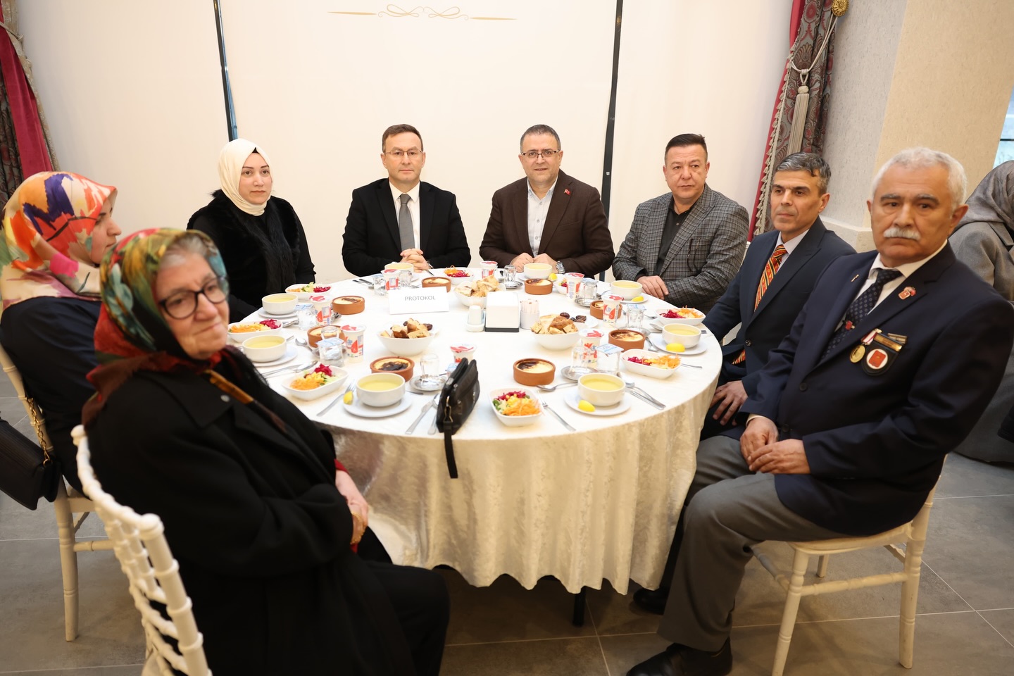 Derince’de Şehit Aileleri ve Gaziler Onuruna Anlamlı İftar