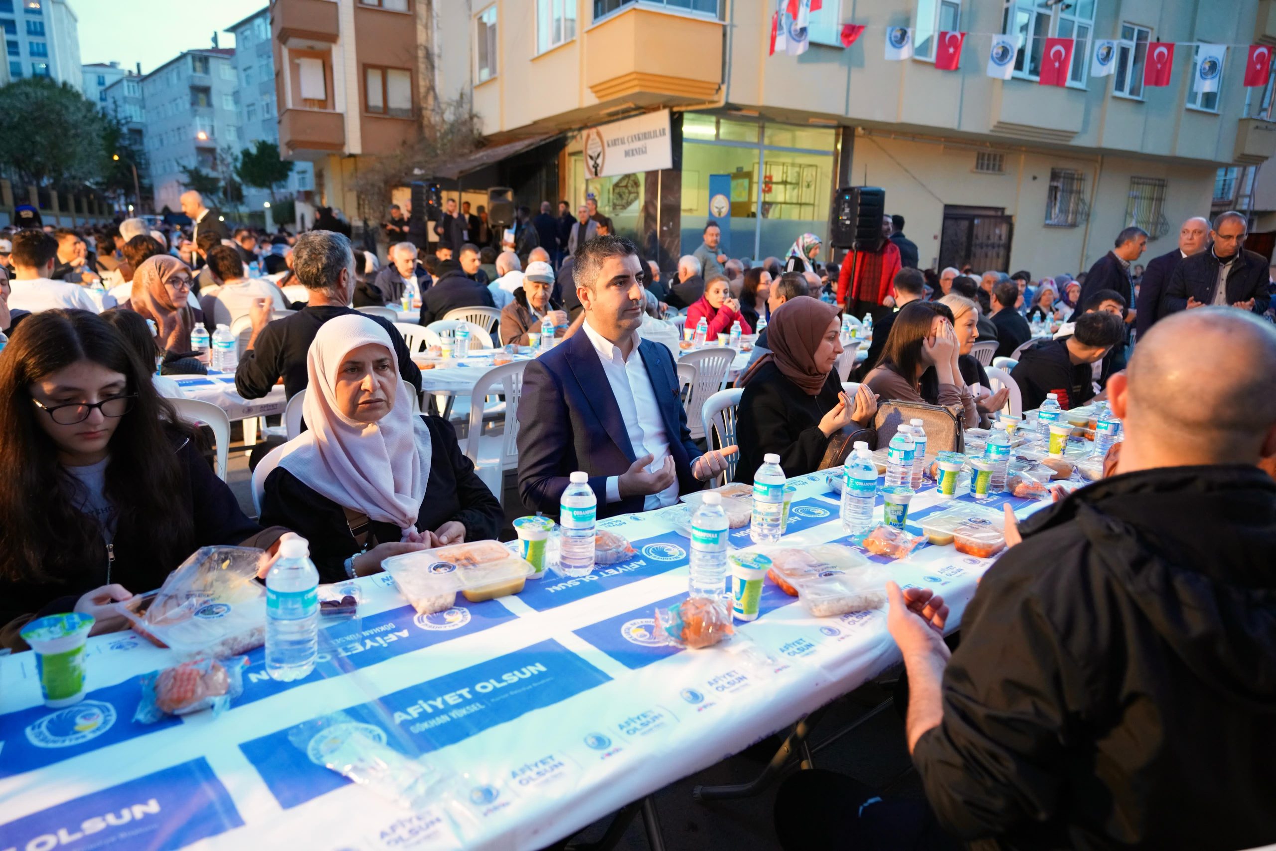 Ramazan’ın Manevi İklimi Kartal’da Birlik ve Dayanışmayla Karşılanıyor