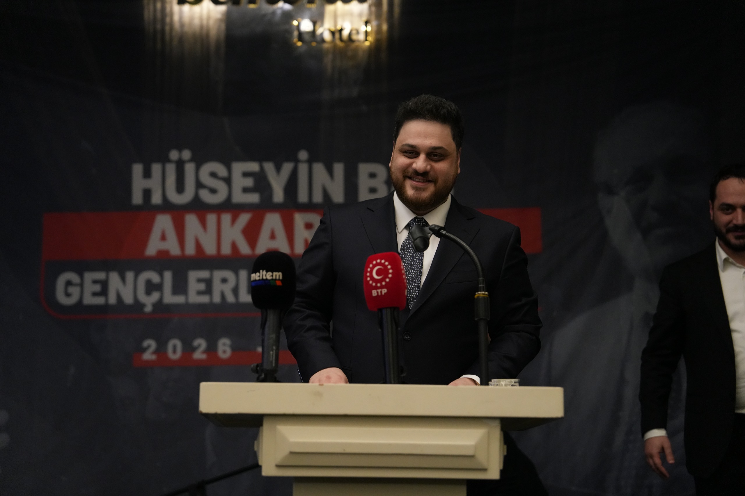 Hüseyin Baş partisinin Ankara Gençlik Kolları Başkanlığının hazırladığı programa katıldı