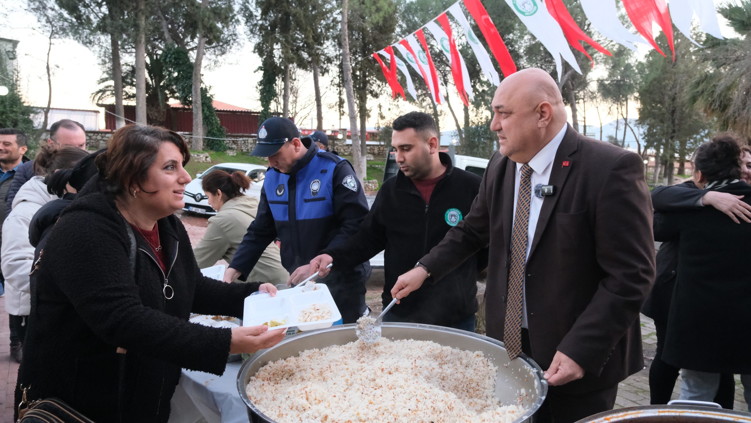 YATAĞAN BELEDİYESİ RAMAZAN AYI BOYUNCA İFTAR SOFRASI KURUYOR