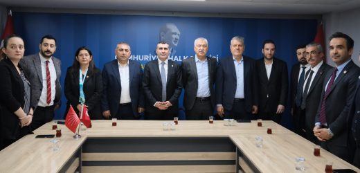 CHP Adana İl Başkanlığı’nda Bayramlaşma Töreni
