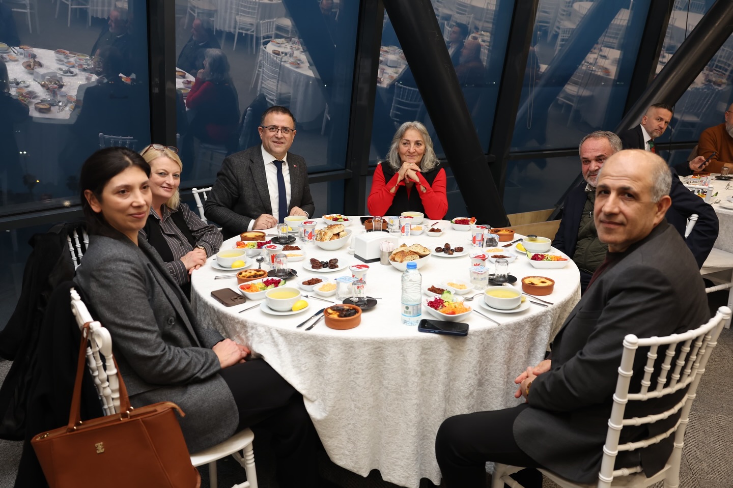 Derince Belediye Meclisi İftar Sofrasında Buluştu
