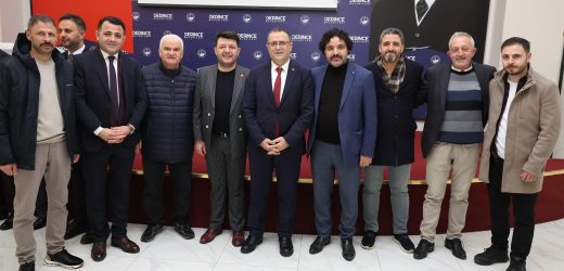 Derince’de Bayramlaşma Coşkusu