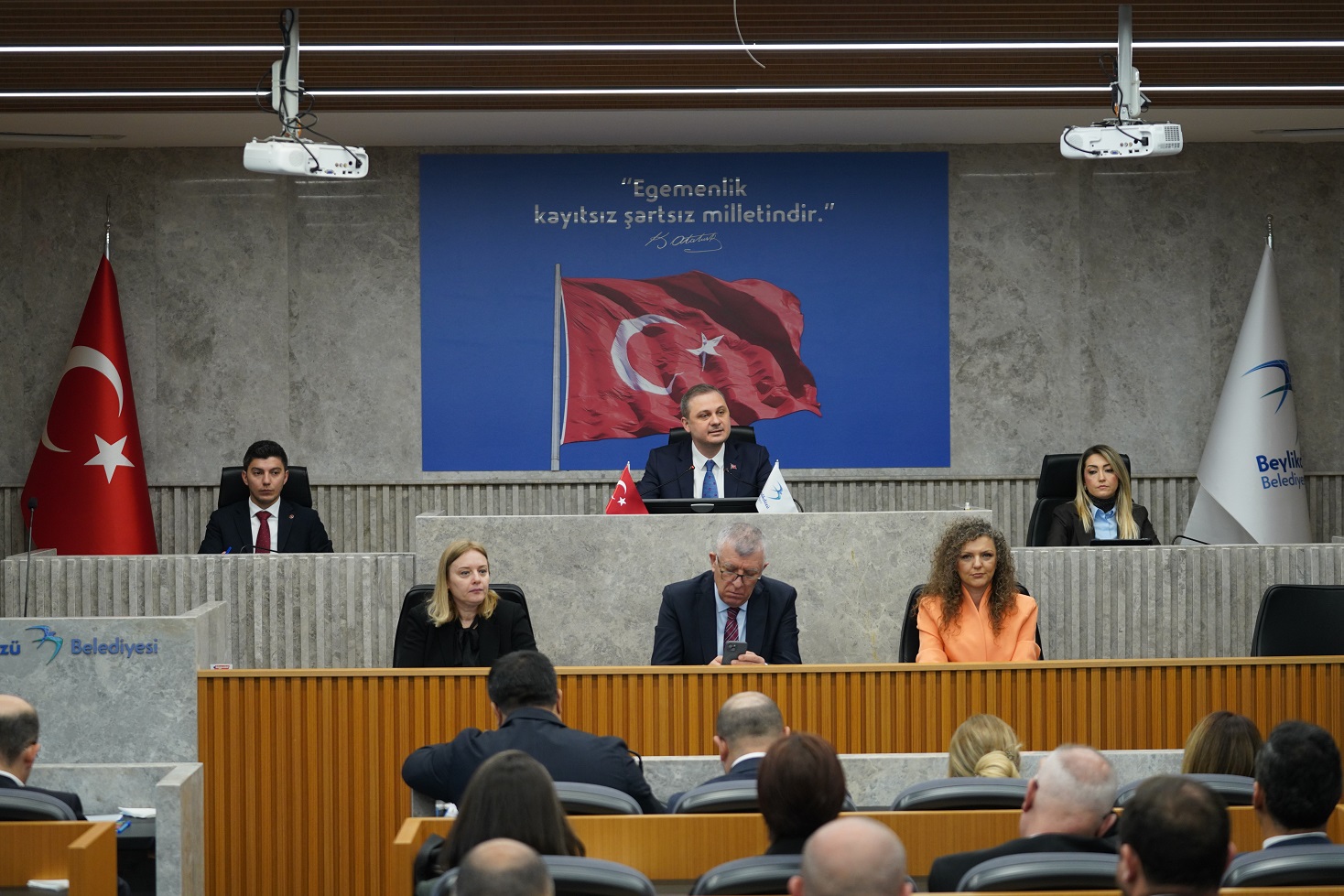 BEYLİKDÜZÜ BELEDİYESİ MART AYI MECLİSİ TOPLANDI