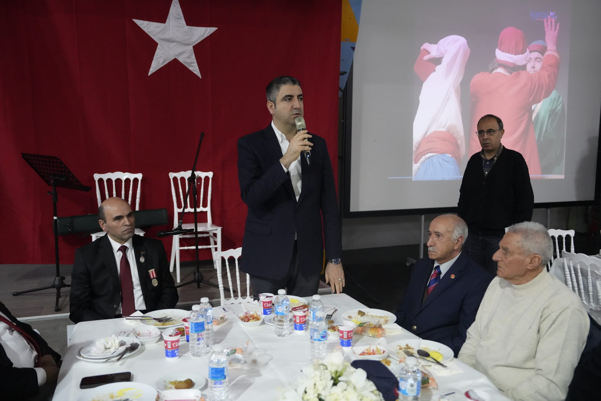 KARTAL BELEDİYESİ’NDEN VEFA SOFRASI