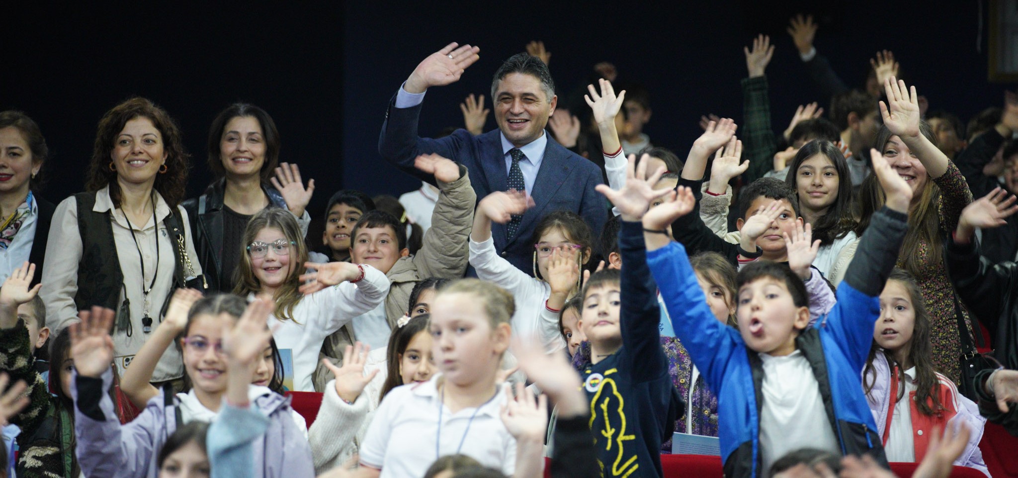 Aliağalı Minikler Belediye Yönetimini Yerinde Öğrendi