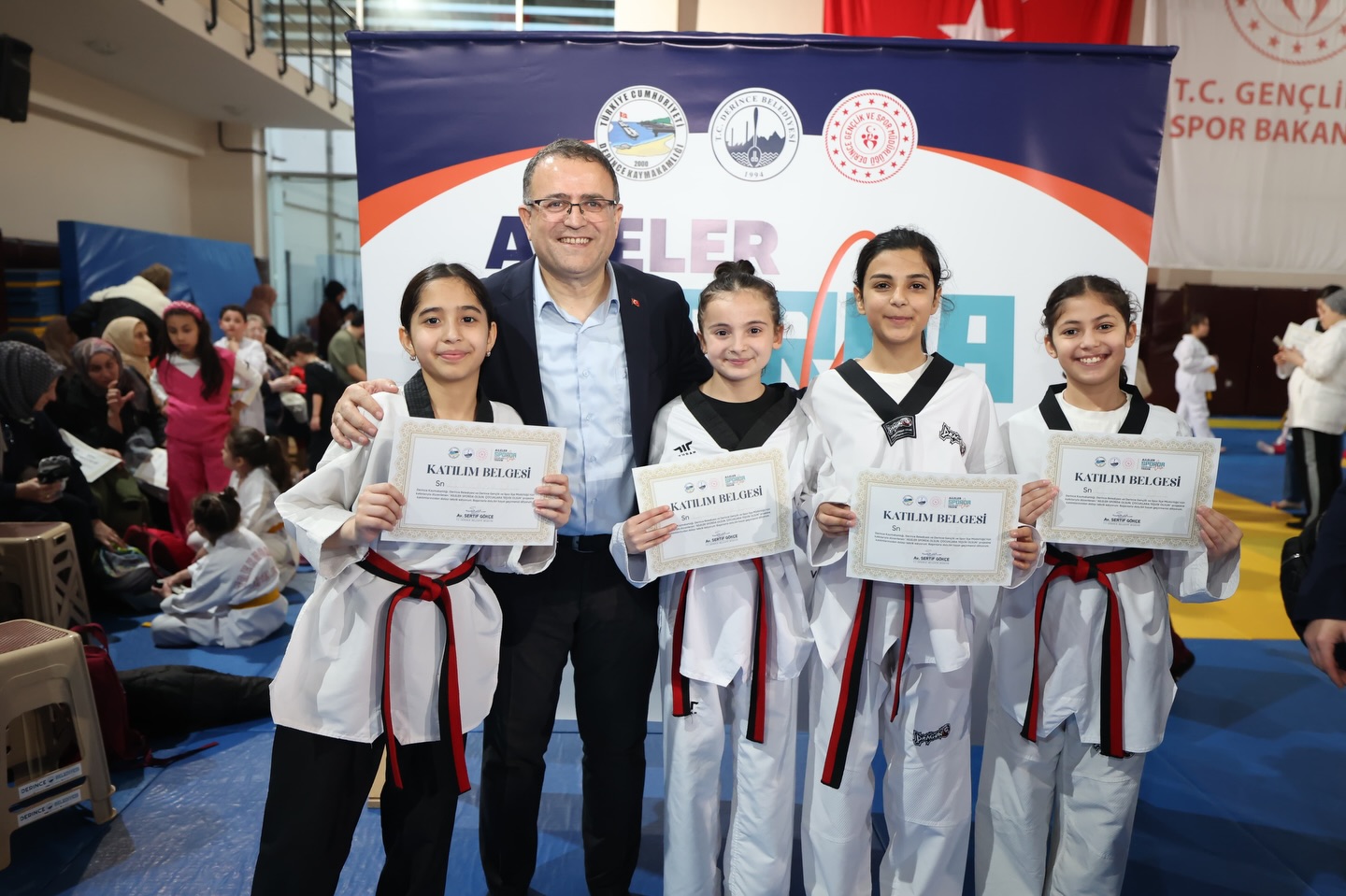 Sporla Büyüyen Nesiller Derince’de Yetişiyor