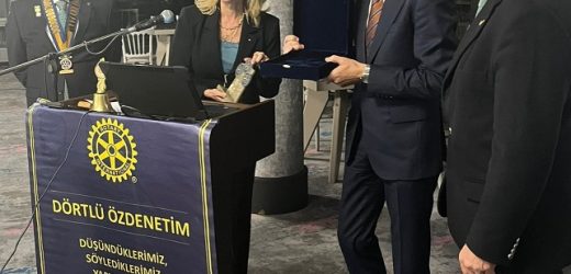Bostancı Rotary’den Doğan Şentürk’e “Meslekte Üstün Hizmet Ödülü”