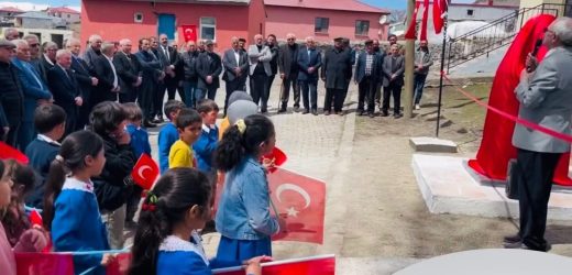 Arpaçay Polatöyünde 23 Nisan Kutlaması Atatürk Büstüyle Taçlandı…