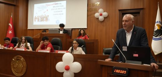 Kartal’da 23 Nisan Coşkusu: Çocuk Meclisi Gelecek İçin Toplandı